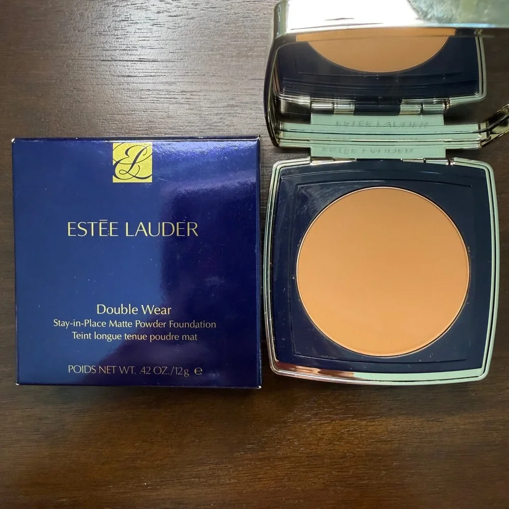 Estée Lauder Double Wear Stay-in-Place Matte Powder Foundation
